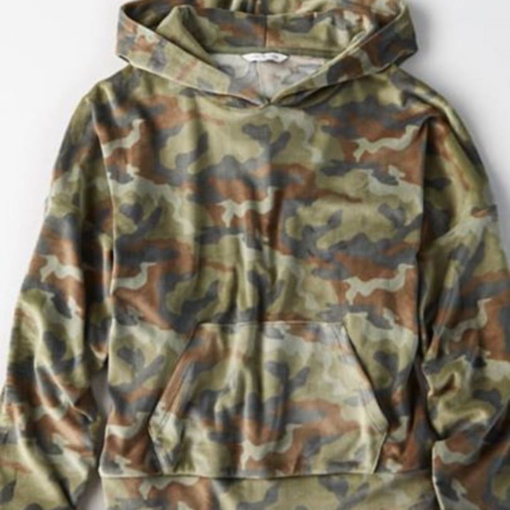 AE camo velor hoodie